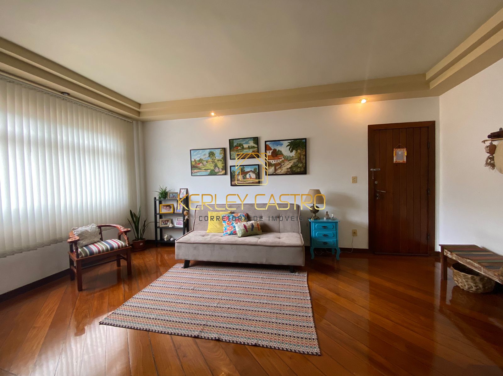 Vendo apartamento amplo no bairro Jardim Cambuí